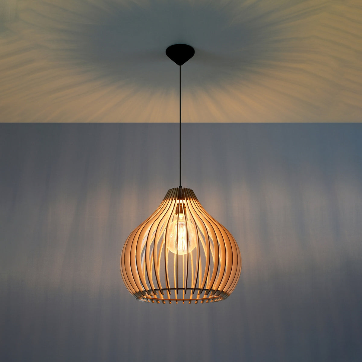 Aprilla Pendant Light – Natural wood, view 3