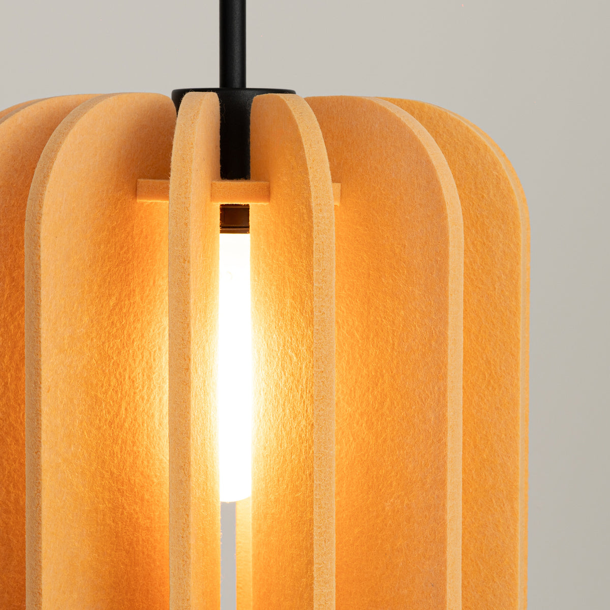 Mula 27 Pendant Light – Yellow / Black, view 14