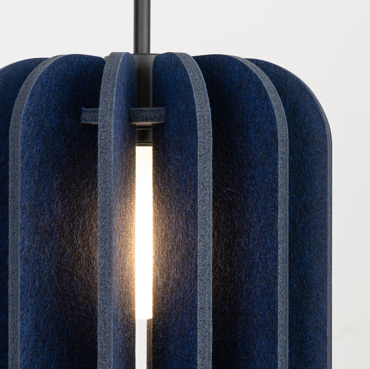 Mula 27 Pendant Light – Navy / Black, view 15