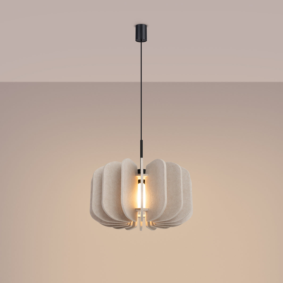 Mula 45 Pendant Light – Beige / Black, view 10