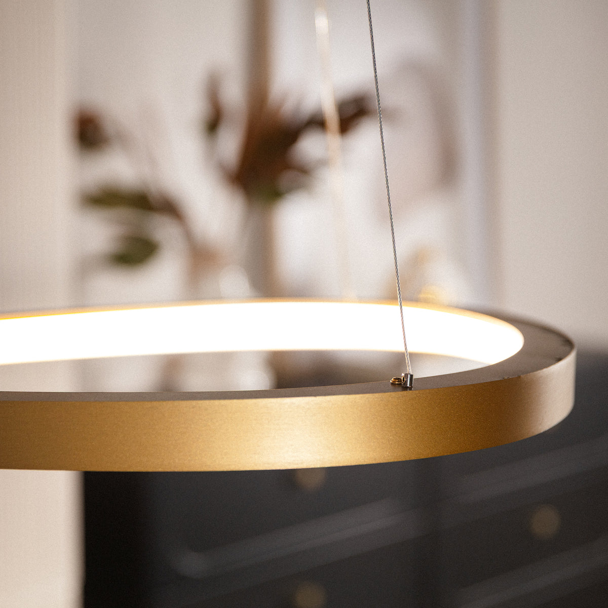 Liria LED Pendant Light – Gold, view 8