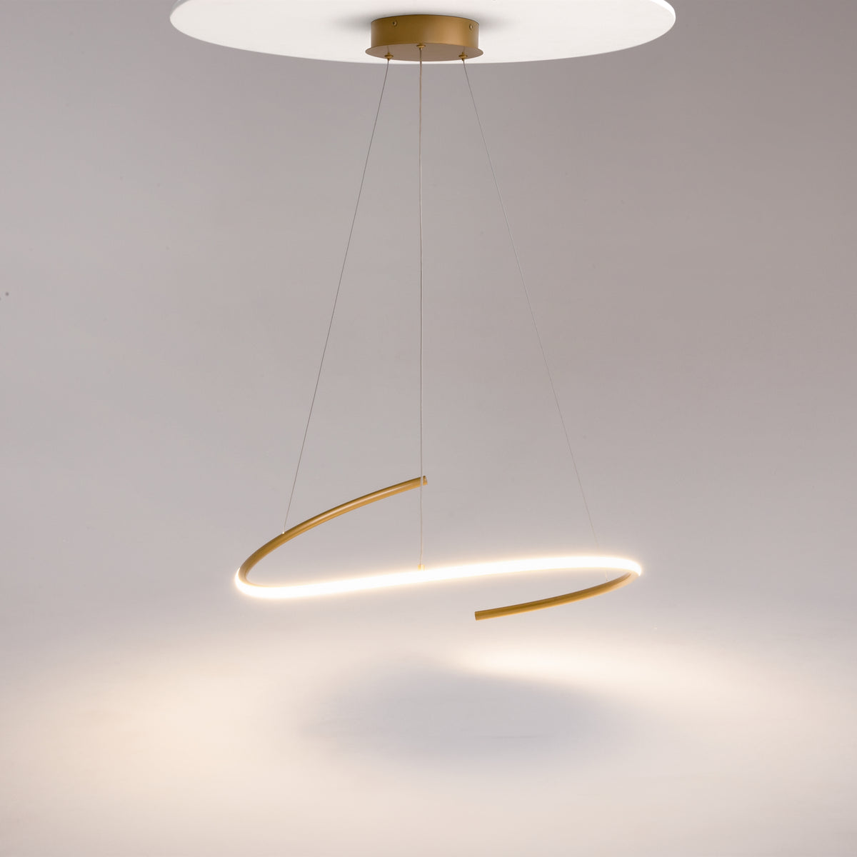 Curve LED Pendant Light – 31W – Brass / White (MOD242PL-L33BSK), view 8