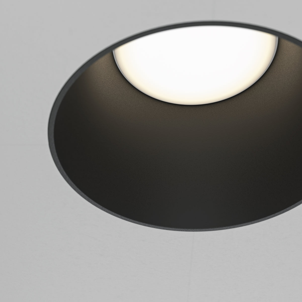 Share Recessed Downlight – Ø140mm – White / Black (DL051-01-GU10-RD-WB), view 7