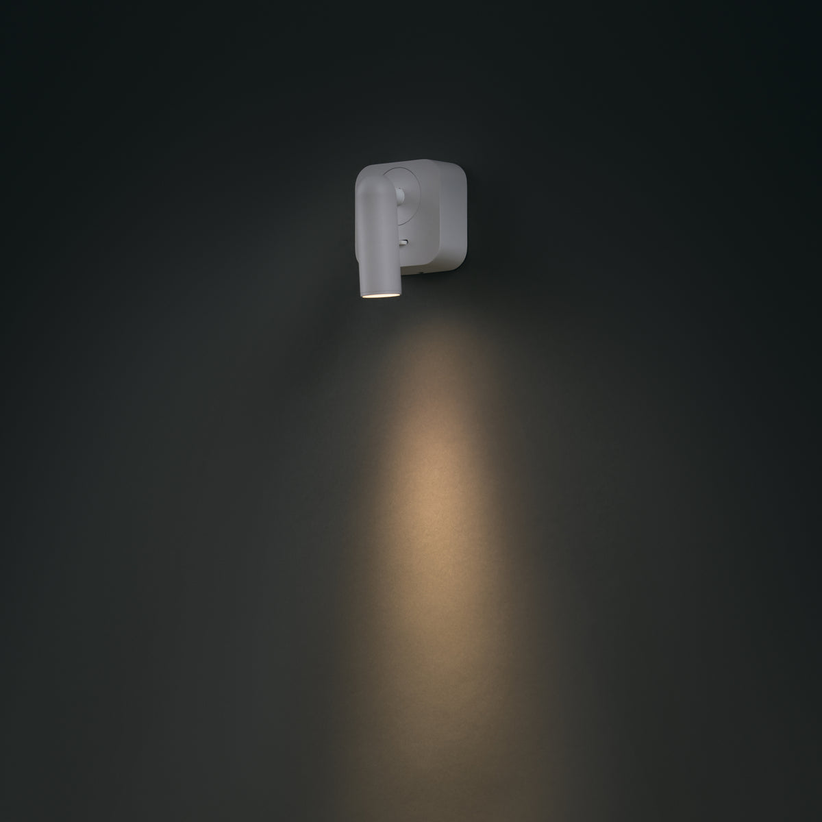 Mirax LED Wall Light – C039 – White (C039WL-L3W3K), view 2
